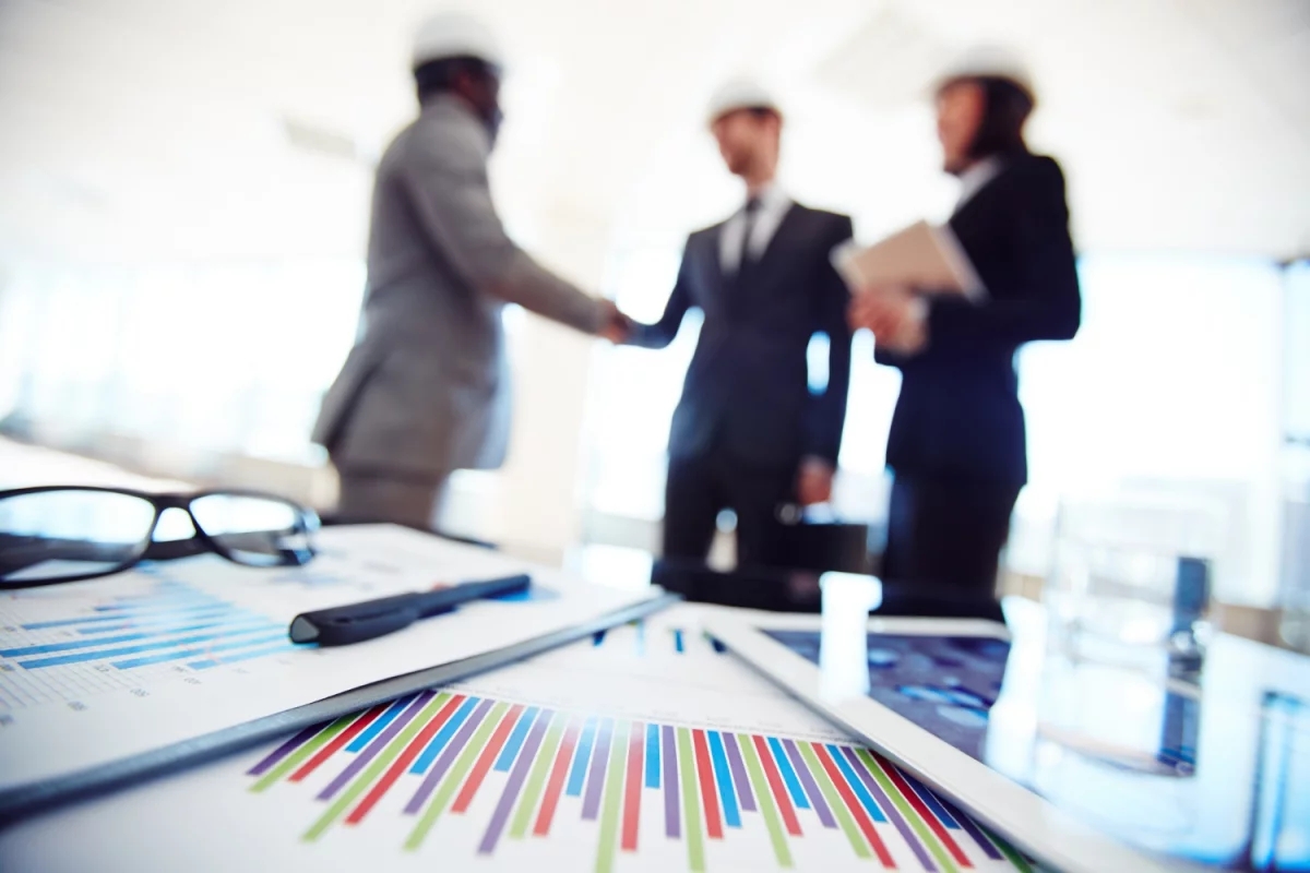 10 szybkich przepisów na zdrowe śniadania do 15 minut — pomysły, składniki i plan posiłków na tydzień